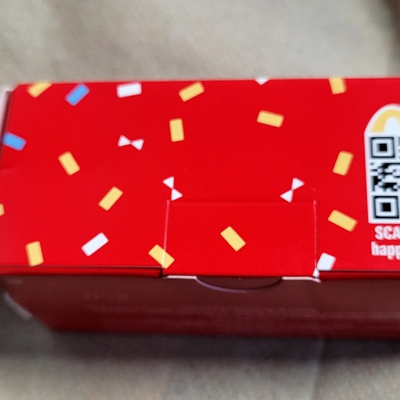 McDonald's 2024 Mini Crocs Keychain Kid's Toy. - Picture 4 of 4